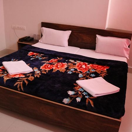 Hotel Santosh Guest House Jodhpur  Bagian luar foto